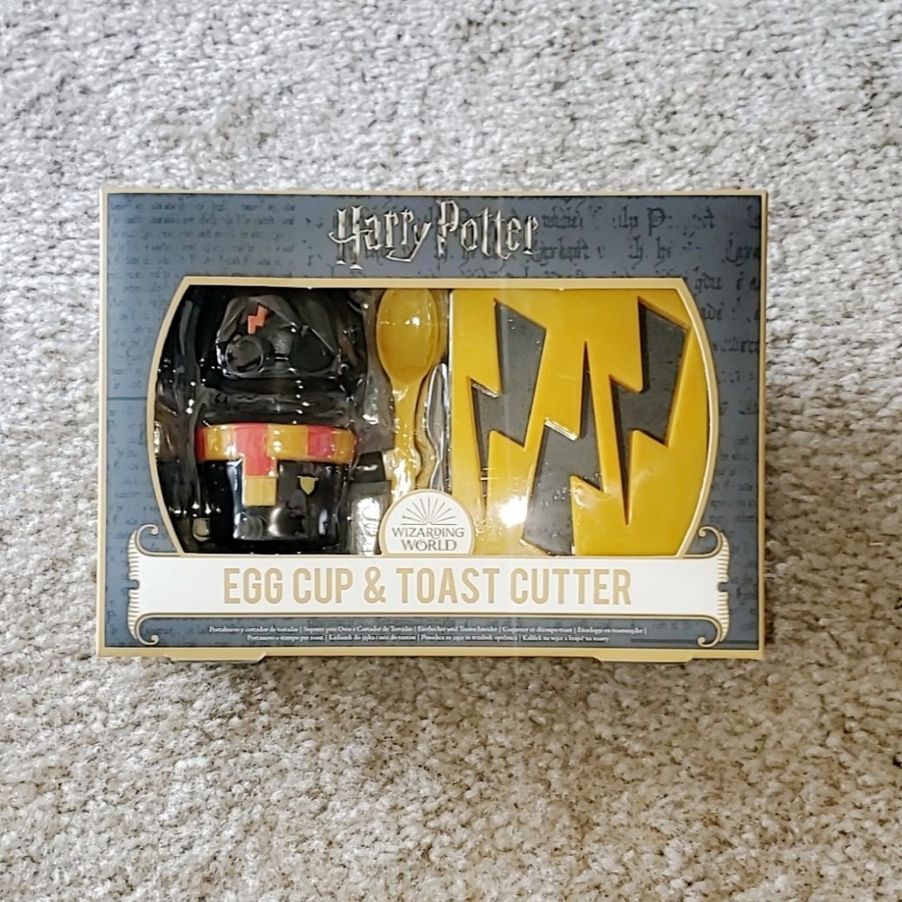 Harry Potter Egg Cup and Toast Cutter